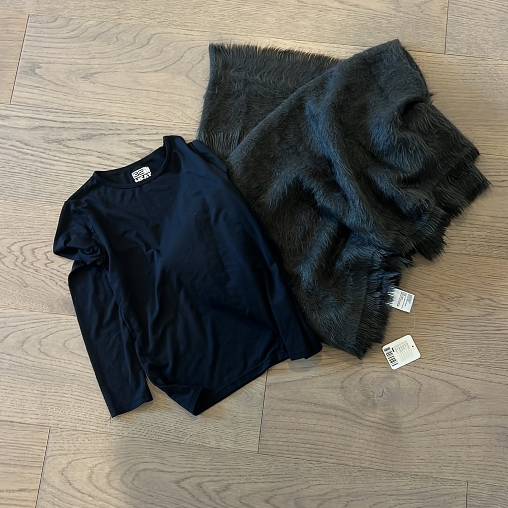 Free People scarf. Dark Grey OS - Picture 5 of 5